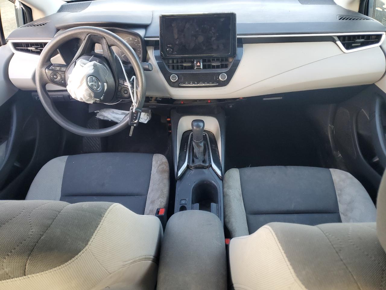 2024 Toyota Corolla Le VIN: JTDBCMFEXR3027647 Lot: 70089435