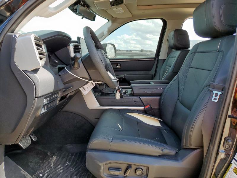  TOYOTA TUNDRA 2024 Черный
