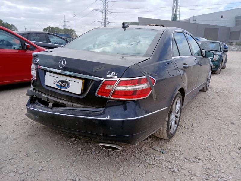 2012 MERCEDES-BENZ E250 AVANTGARDE CDI BLUE- 