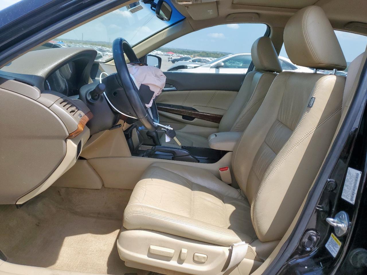 2010 Honda Accord Exl VIN: 1HGCP2F82AA145720 Lot: 67488885