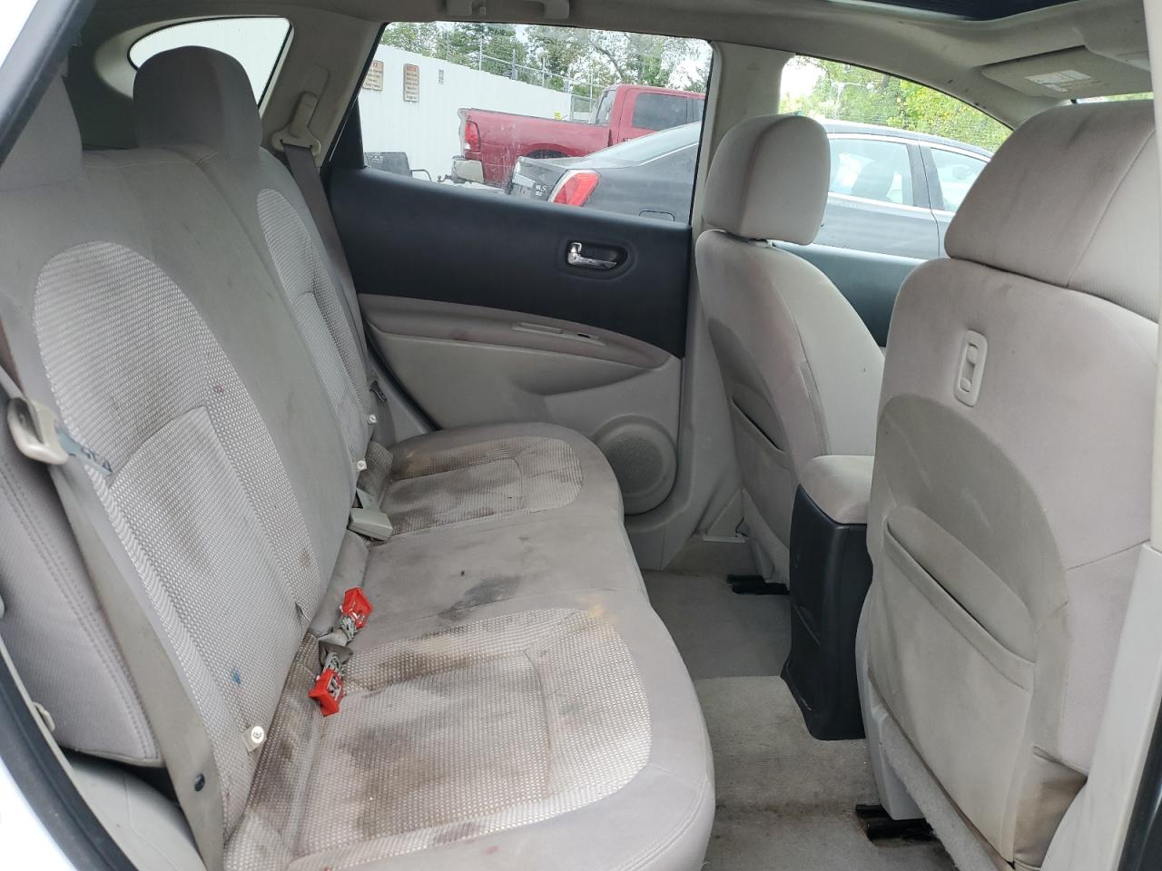 2011 Nissan Rogue S VIN: JN8AS5MV9BW252304 Lot: 69655145