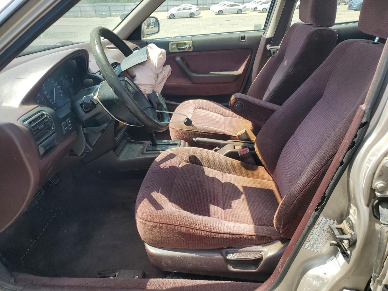 1992 Honda Accord Ex VIN: JHMCB7679NC047536 Lot: 70509495