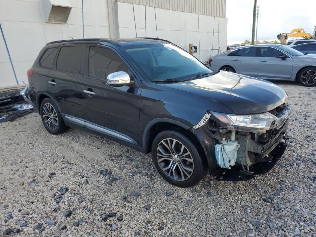  MITSUBISHI OUTLANDER 2016 Черный