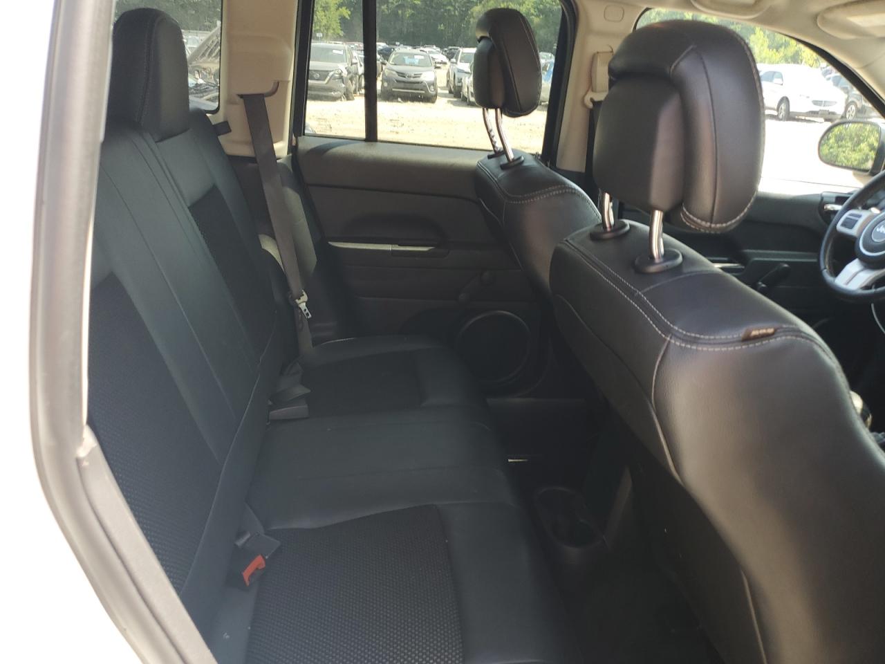2016 Jeep Compass Sport VIN: 1C4NJCBA8GD738092 Lot: 67944435