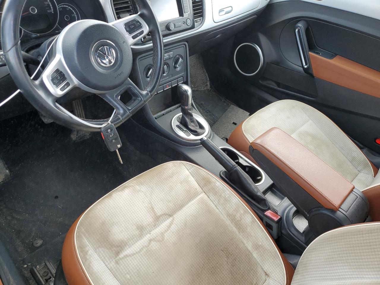 2015 Volkswagen Beetle 1.8T VIN: 3VWF17AT7FM602955 Lot: 69189885