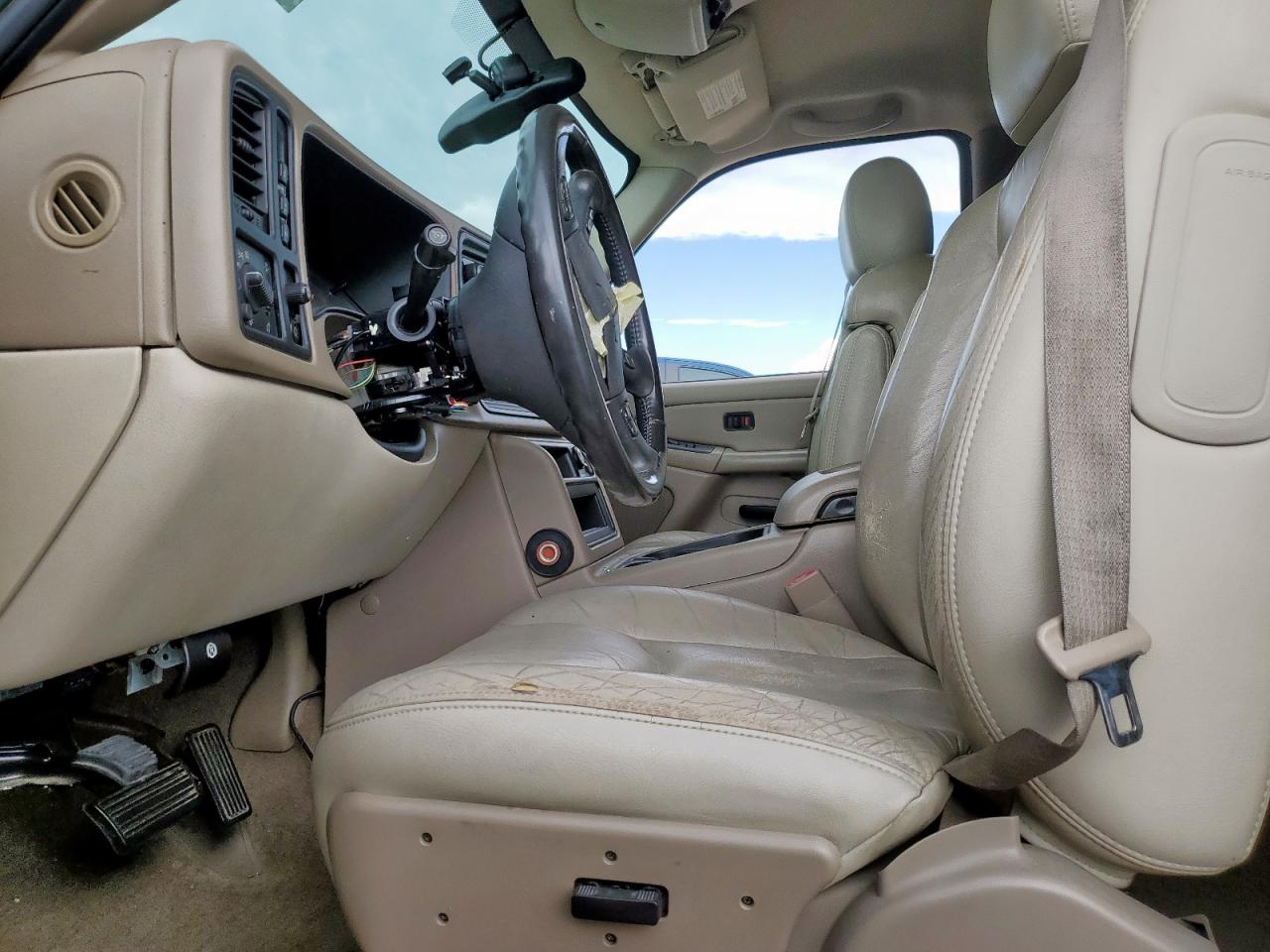 2004 Chevrolet Tahoe K1500 VIN: 1GNEK13Z04R130563 Lot: 69115195