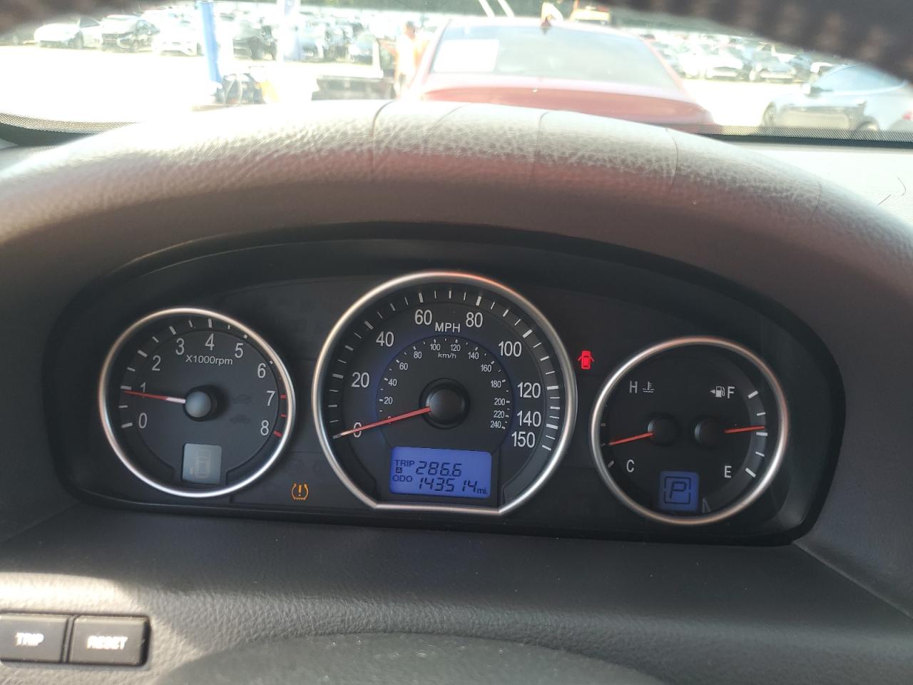 2008 Hyundai Veracruz Gls VIN: KM8NU13C98U054631 Lot: 68660925