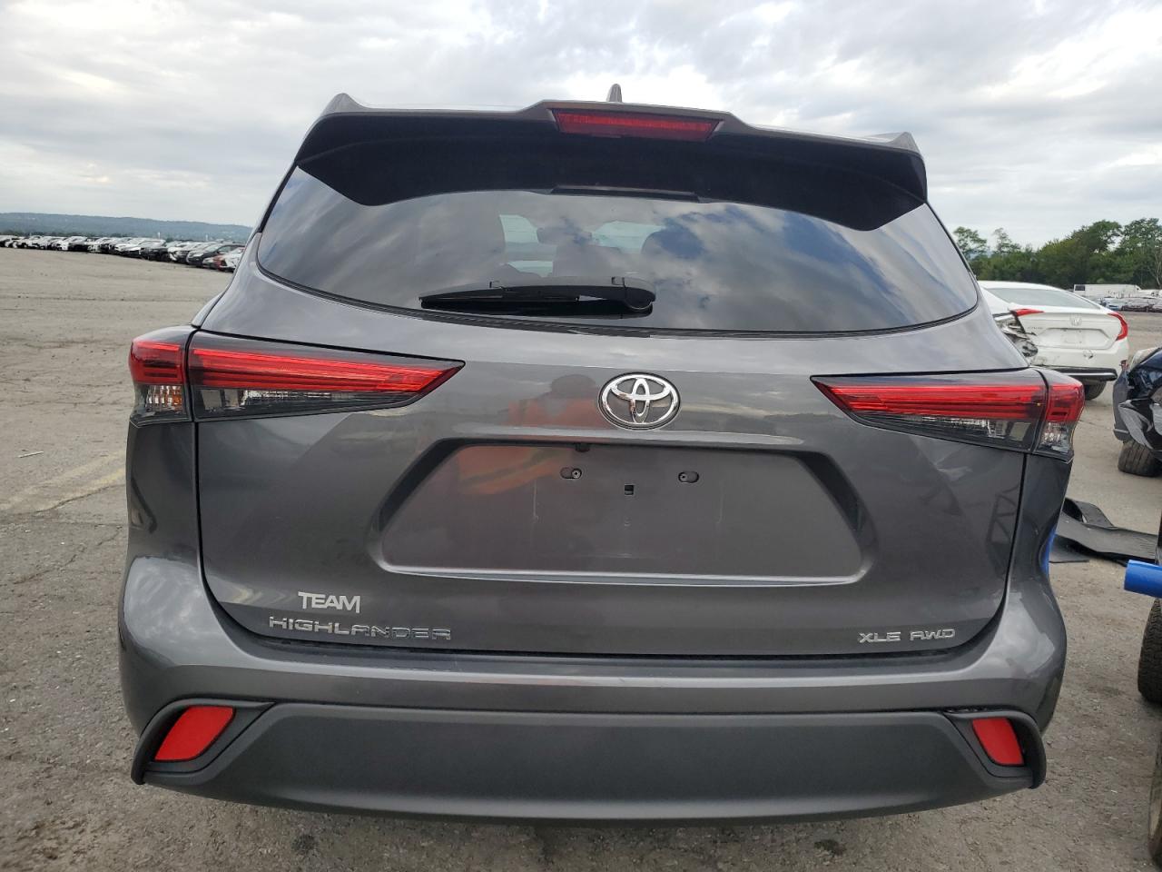 2021 Toyota Highlander Xle VIN: 5TDGZRBH9MS133208 Lot: 69459075