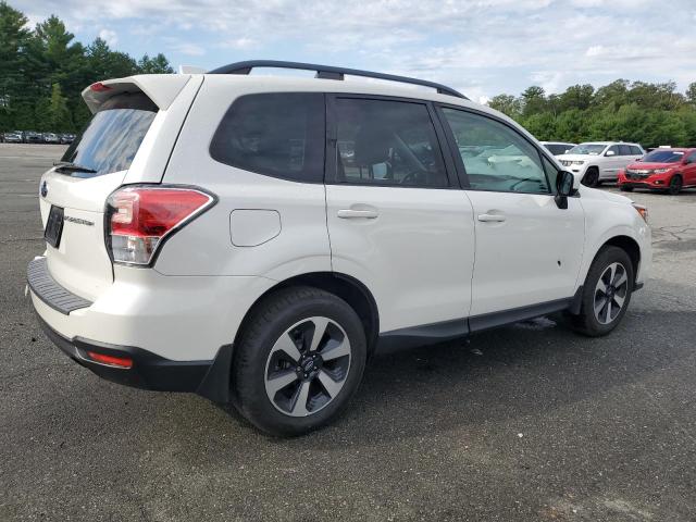  SUBARU FORESTER 2018 Белы