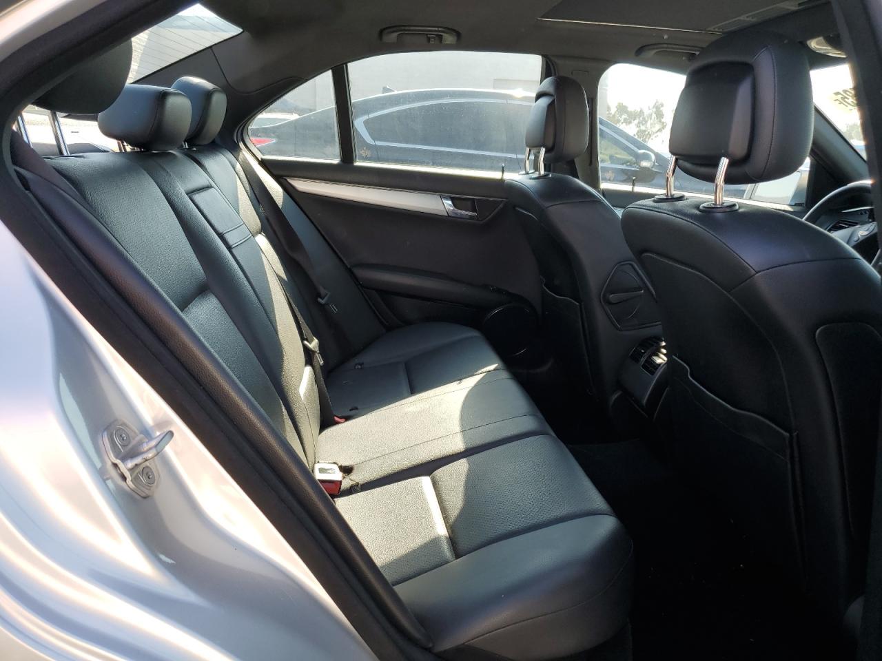 2011 Mercedes-Benz C 300 VIN: WDDGF5EB2BR164603 Lot: 70531585