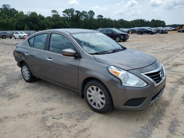  NISSAN VERSA 2017 Серый