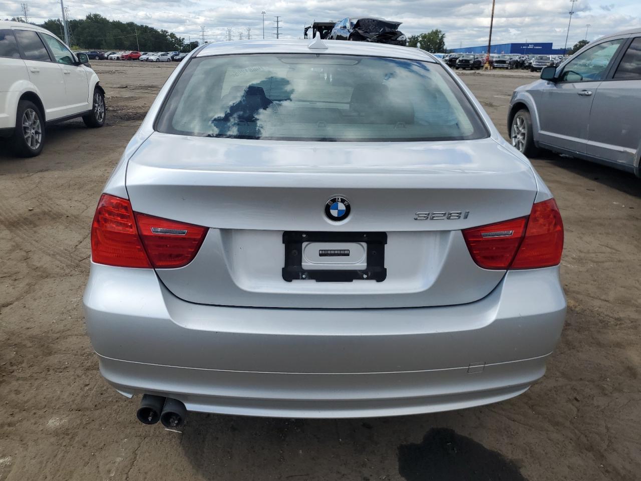 2009 BMW 328 I VIN: WBAPH73529A173322 Lot: 70881295