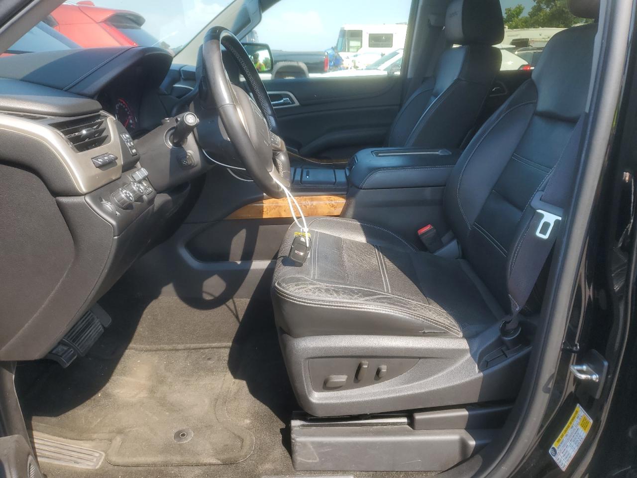 2015 GMC Yukon Xl Denali VIN: 1GKS2JKJ9FR642191 Lot: 69272025