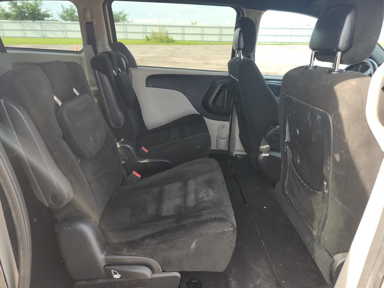 2015 Dodge Grand Caravan Se VIN: 2C4RDGBG7FR660727 Lot: 69992055