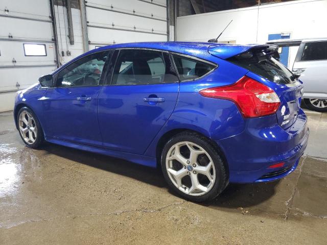 Hatchbacks FORD FOCUS 2013 Blue