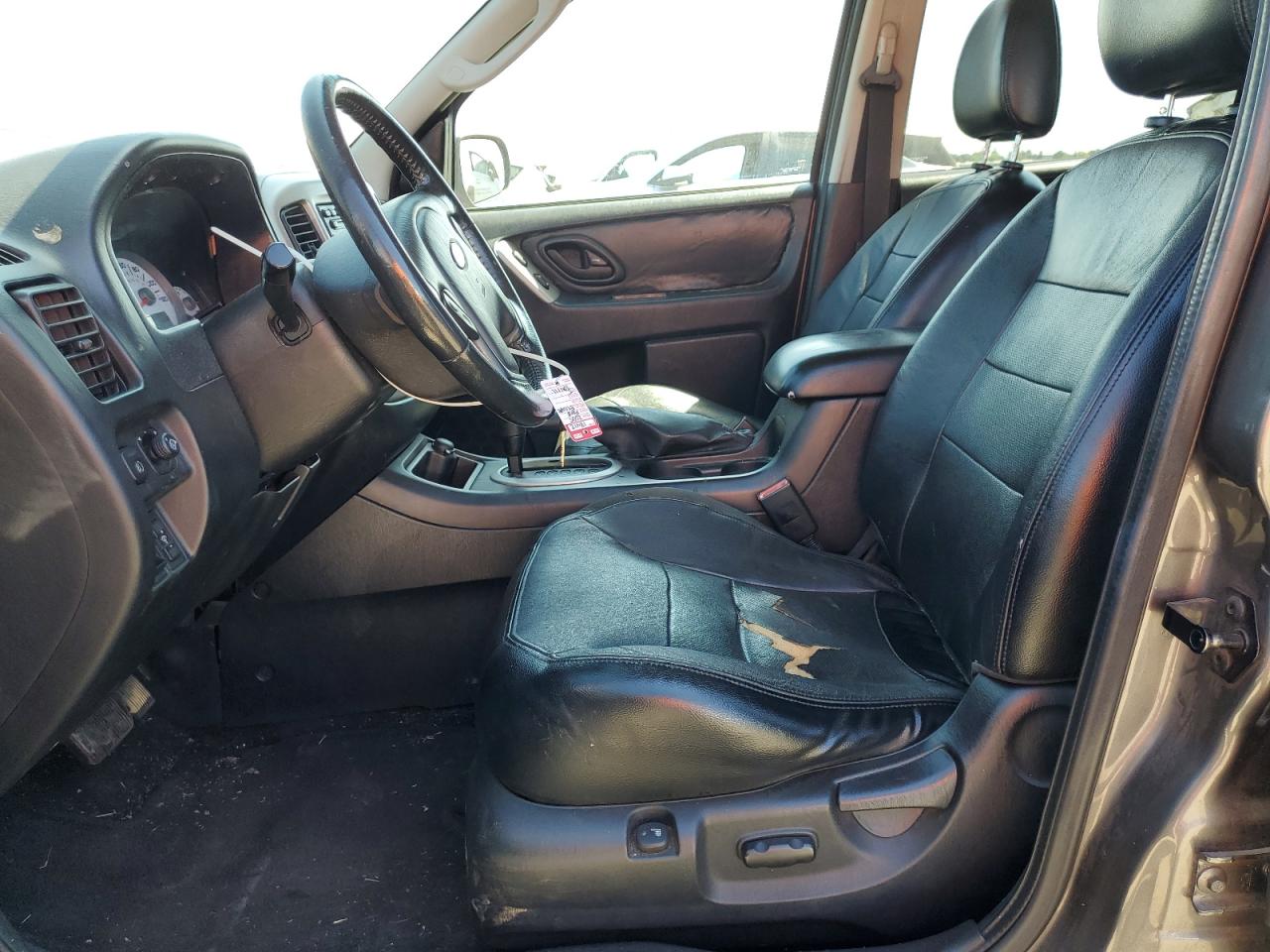 2005 Ford Escape Limited VIN: 1FMYU04185KB64291 Lot: 70598995