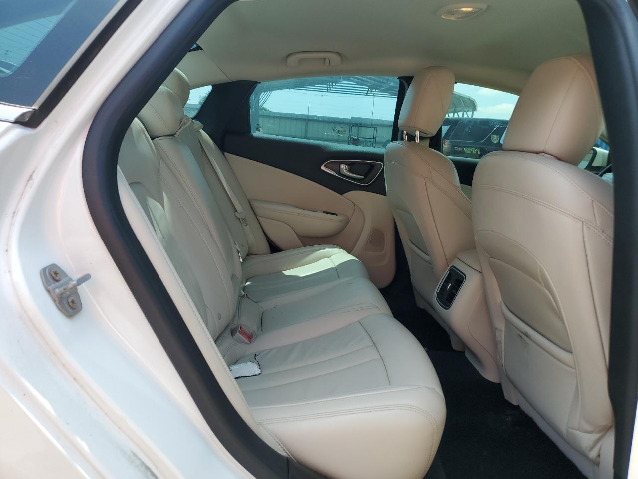 2016 Chrysler 200 Limited VIN: 1C3CCCAG1GN184450 Lot: 69420105