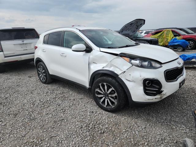 Паркетники KIA SPORTAGE 2017 Белы