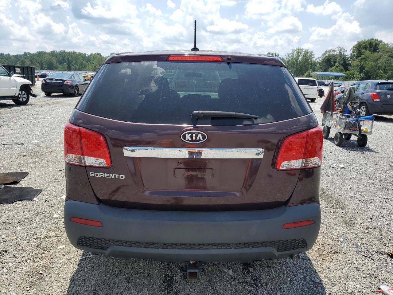 2012 Kia Sorento Base VIN: 5XYKT3A14CG274082 Lot: 68319235