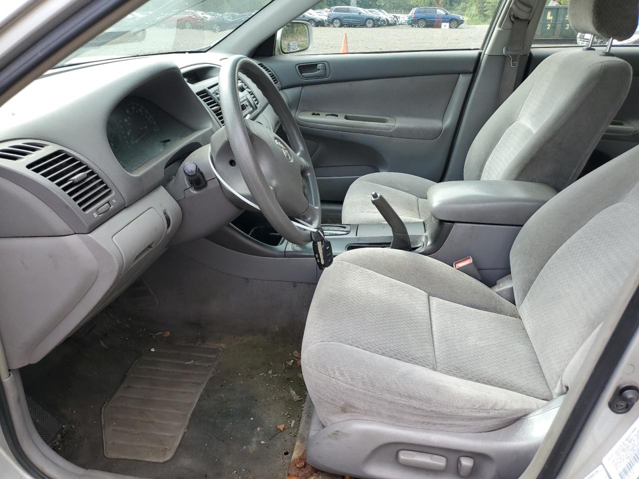 2000 Toyota Camry Le VIN: 4T1BE32K32U506410 Lot: 70686645