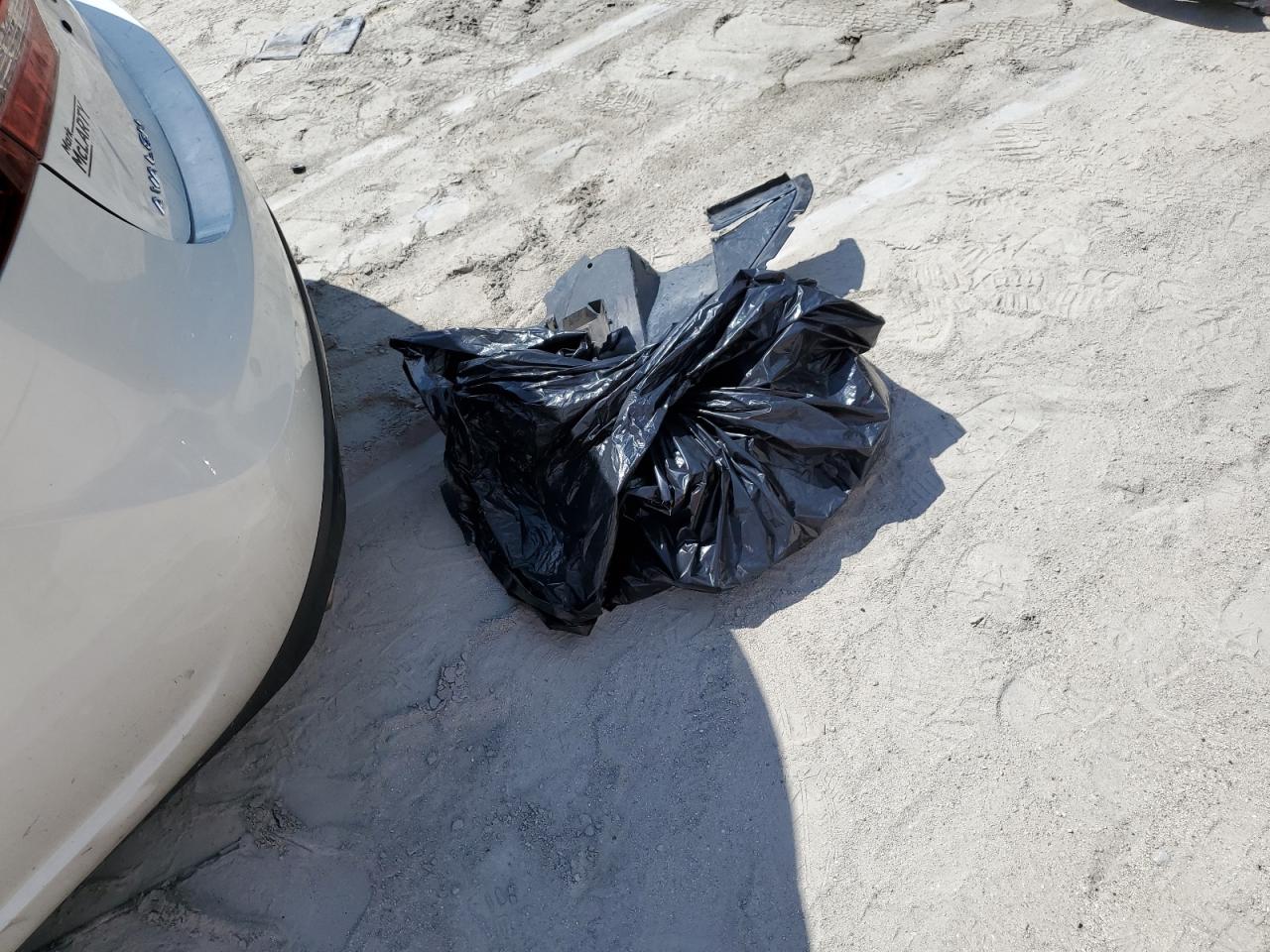 2016 Toyota Avalon Xle VIN: 4T1BK1EB0GU235757 Lot: 69370395