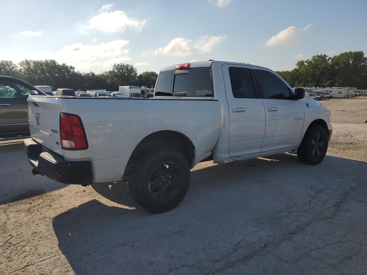 2010 Dodge Ram 1500 white null gas 1D7RV1GP2AS159602 photo #4