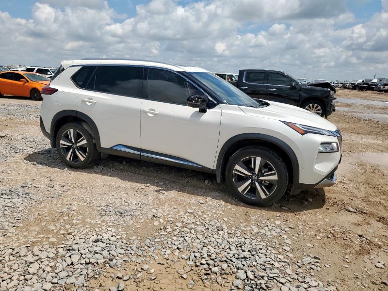  NISSAN ROGUE 2021 Белы
