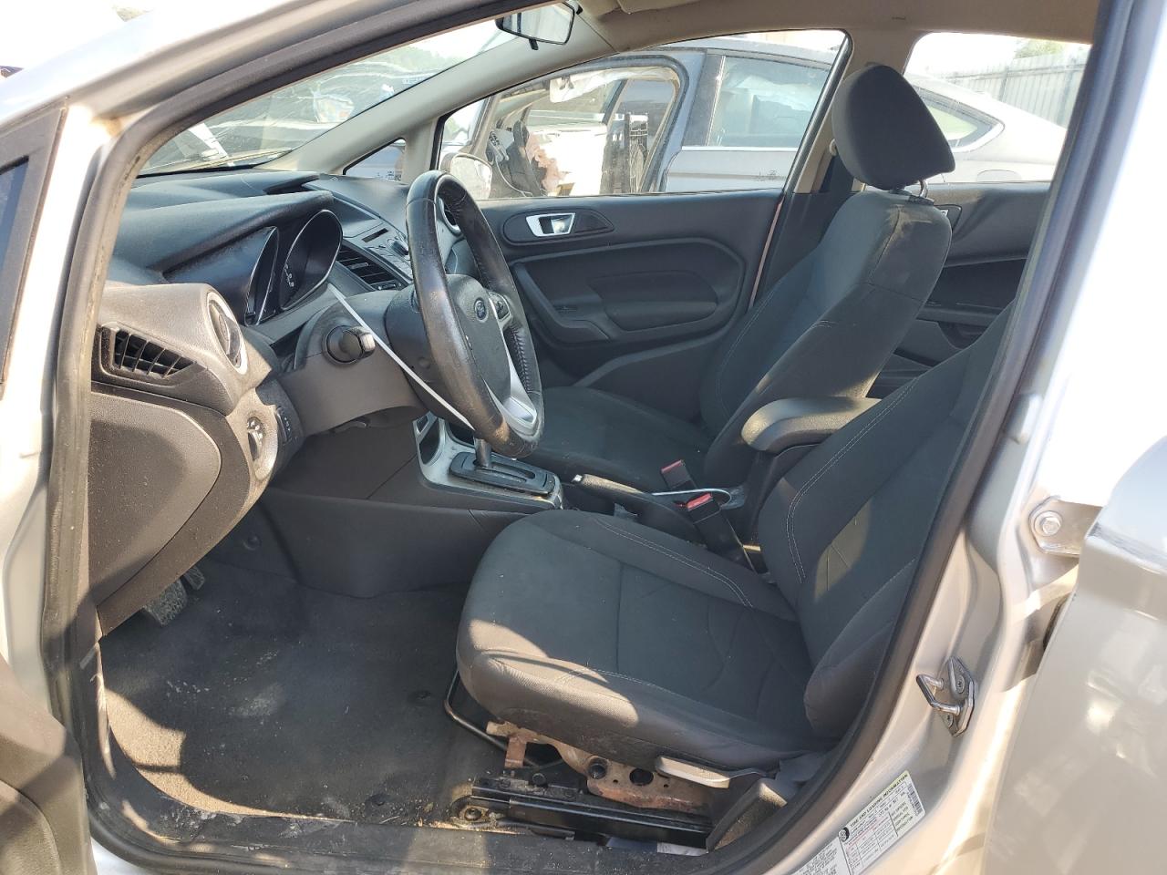 2015 Ford Fiesta Se VIN: 3FADP4BJ4FM123127 Lot: 68106035