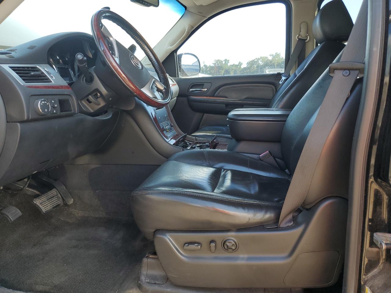 2007 Cadillac Escalade Esv VIN: 1GYFK66817R260265 Lot: 70755915