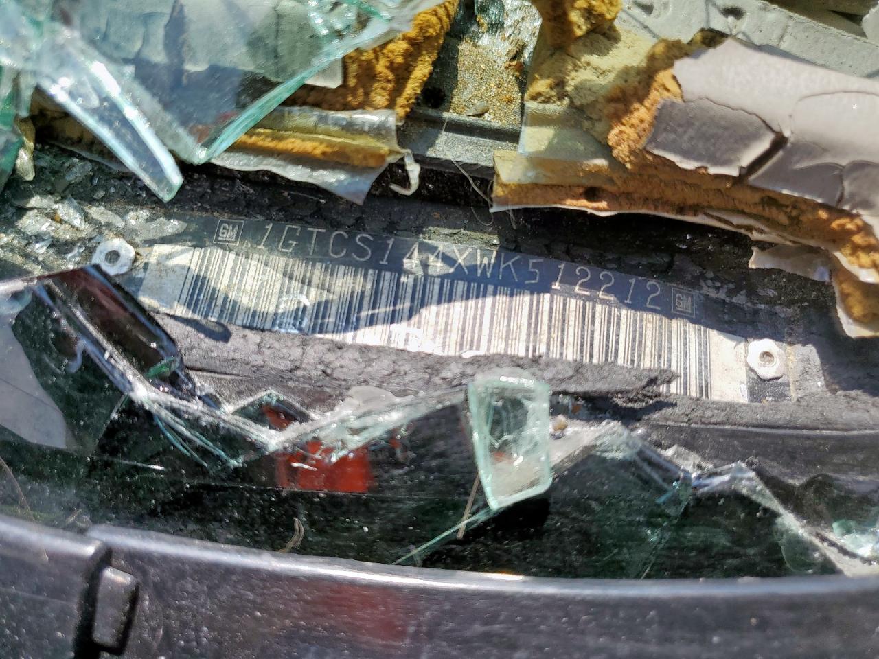 1998 GMC Sonoma VIN: 1GTCS144XWK512212 Lot: 69661895