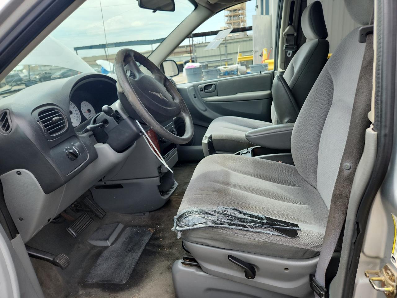 2006 Chrysler Town & Country VIN: 1A4GP45R96B595155 Lot: 69990875