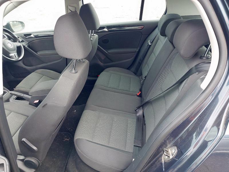 2011 VOLKSWAGEN GOLF MATCH