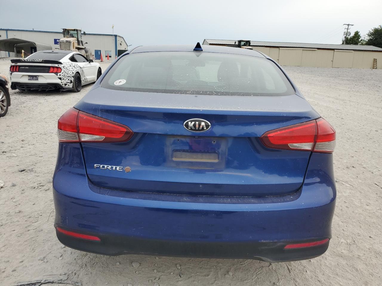 2018 Kia Forte Lx VIN: 3KPFL4A71JE196415 Lot: 68258875