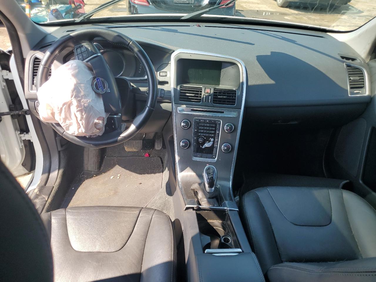 2015 Volvo Xc60 T6 Premier VIN: YV4902RB0F2598978 Lot: 68716045