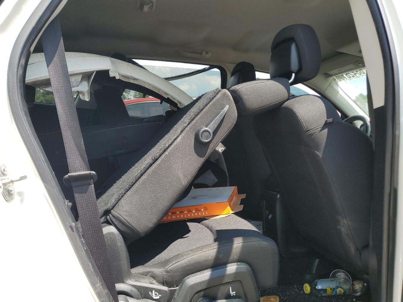 2018 Dodge Journey Se VIN: 3C4PDCAB1JT517512 Lot: 68426195