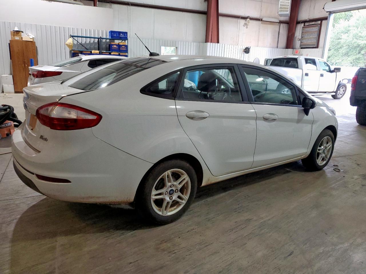 2019 Ford Fiesta Se white null gasoline 3FADP4BJXKM147815 photo #4