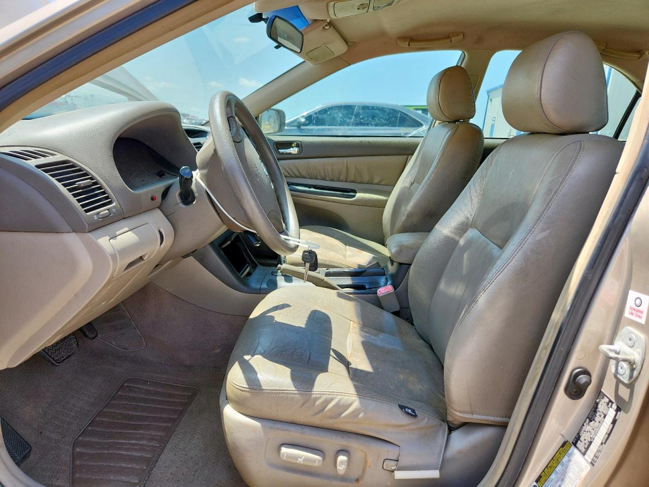 2005 Toyota Camry Le VIN: 4T1BE32K95U083546 Lot: 70894595