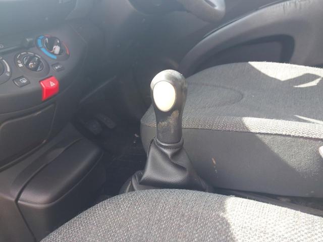 2006 NISSAN MICRA URBI