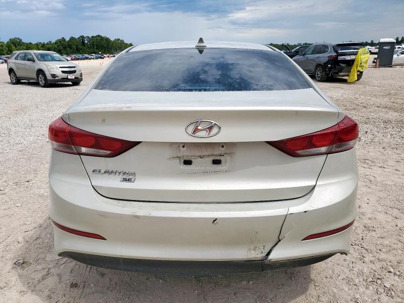  HYUNDAI ELANTRA 2017 Золотой
