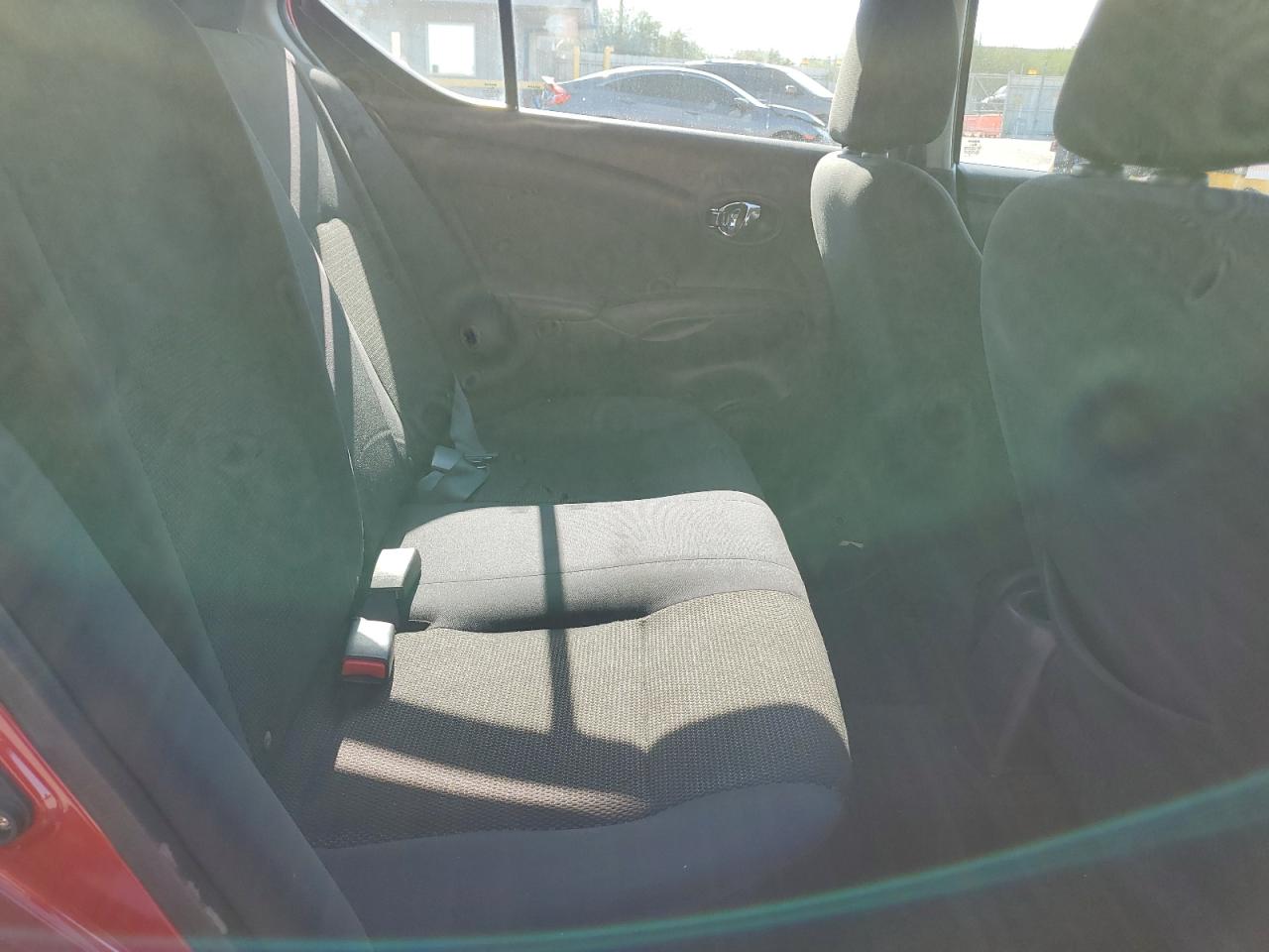 2012 Nissan Versa S VIN: 3N1CN7AP5CL837467 Lot: 67984645