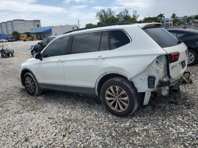  VOLKSWAGEN TIGUAN 2018 Белы