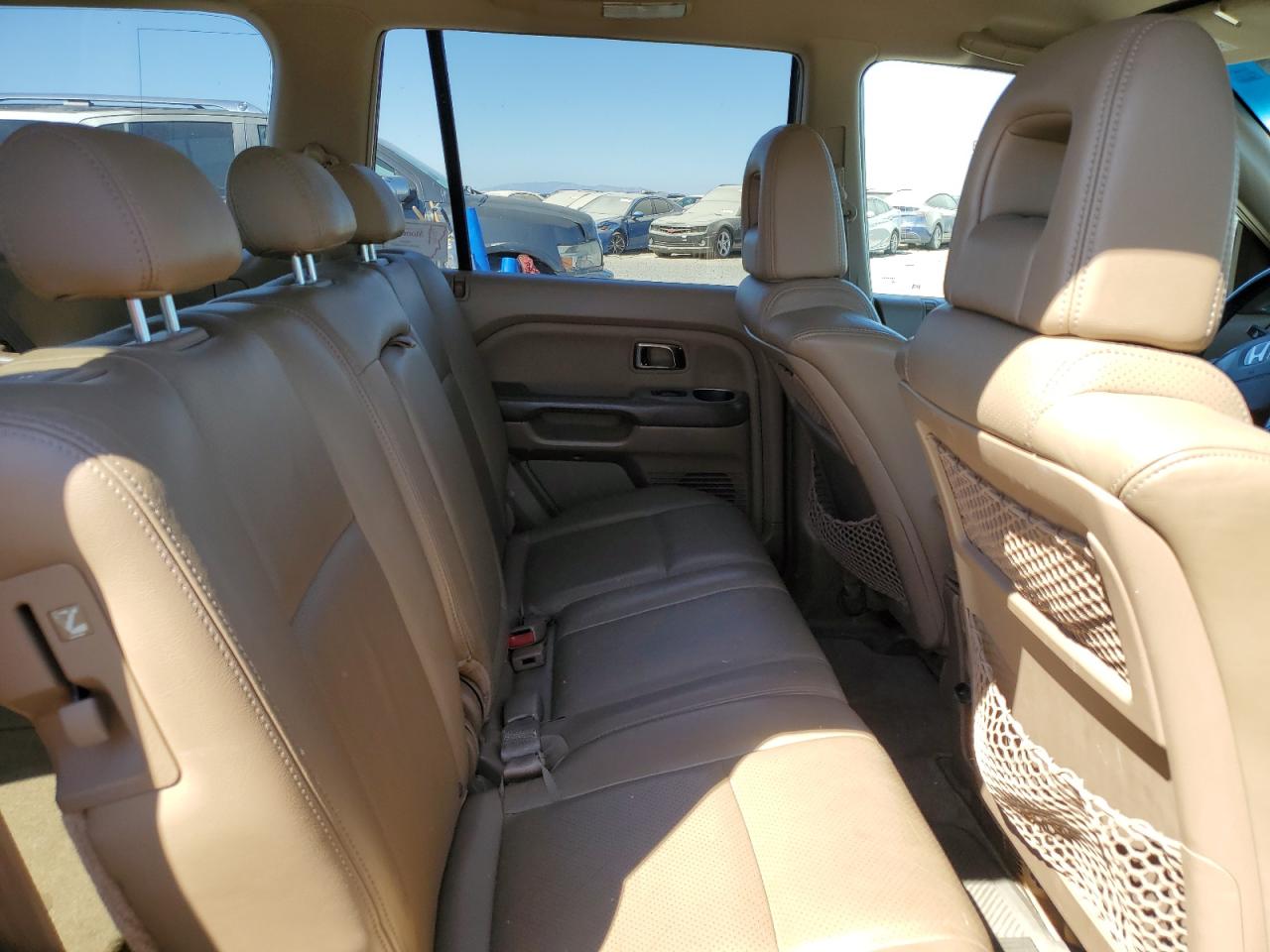 2004 Honda Pilot Exl VIN: 2HKYF18504H611209 Lot: 70056665