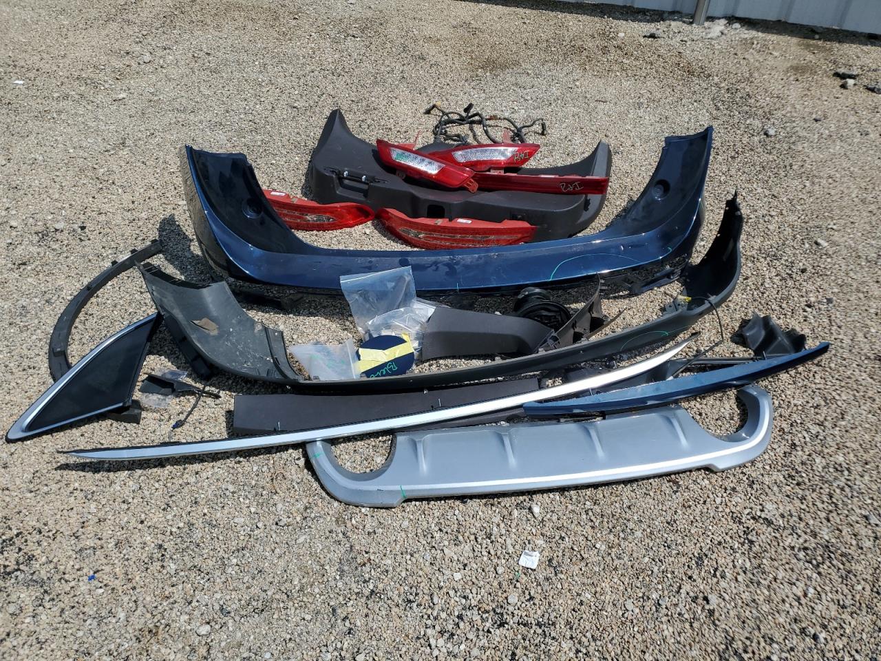 2017 Lincoln Mkc Reserve VIN: 5LMCJ3C9XHUL00373 Lot: 69279585