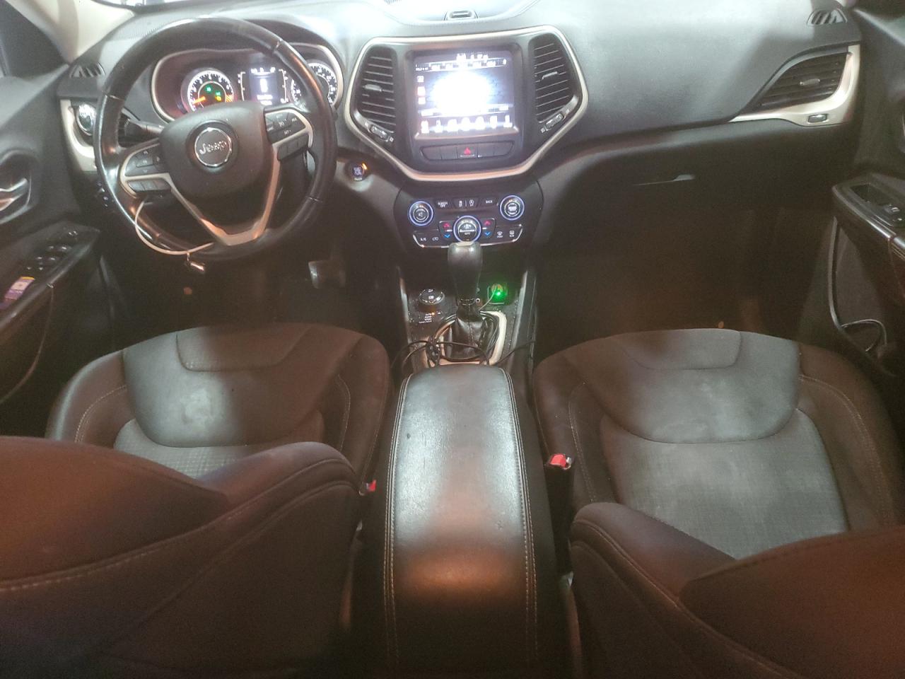 2015 Jeep Cherokee Latitude VIN: 1C4PJMCS3FW571598 Lot: 69569435