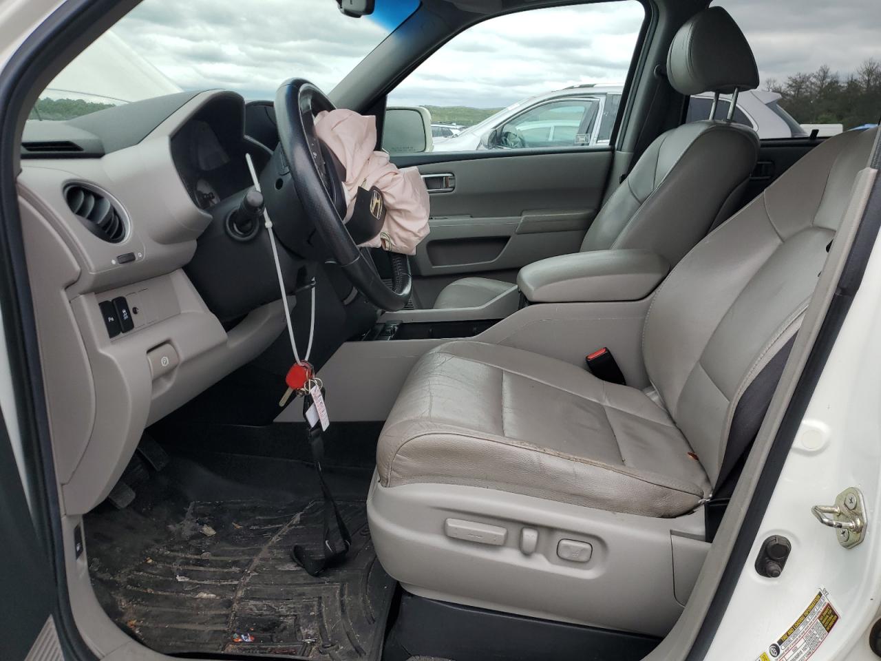 2012 Honda Pilot Touring VIN: 5FNYF4H98CB062912 Lot: 68352595