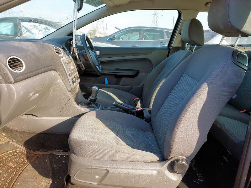 2005 FORD FOCUS SPORT 