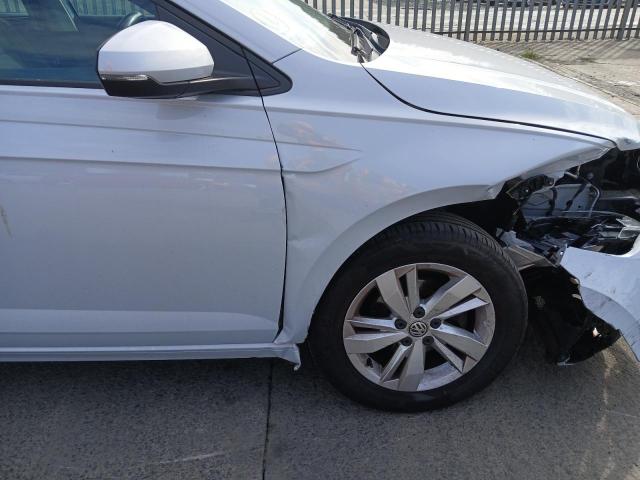 2020 VOLKSWAGEN POLO SE TSI 