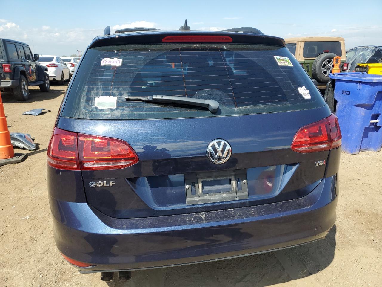 2017 Volkswagen Golf Sportwagen S VIN: 3VWC17AU6HM501291 Lot: 70394665