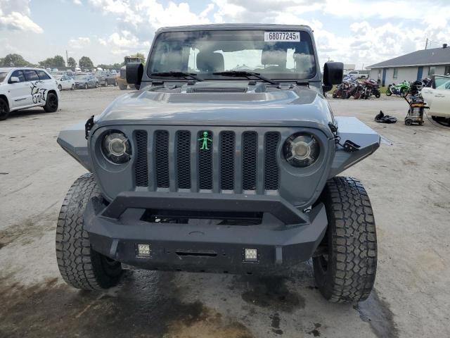  JEEP WRANGLER 2021 Зеленый