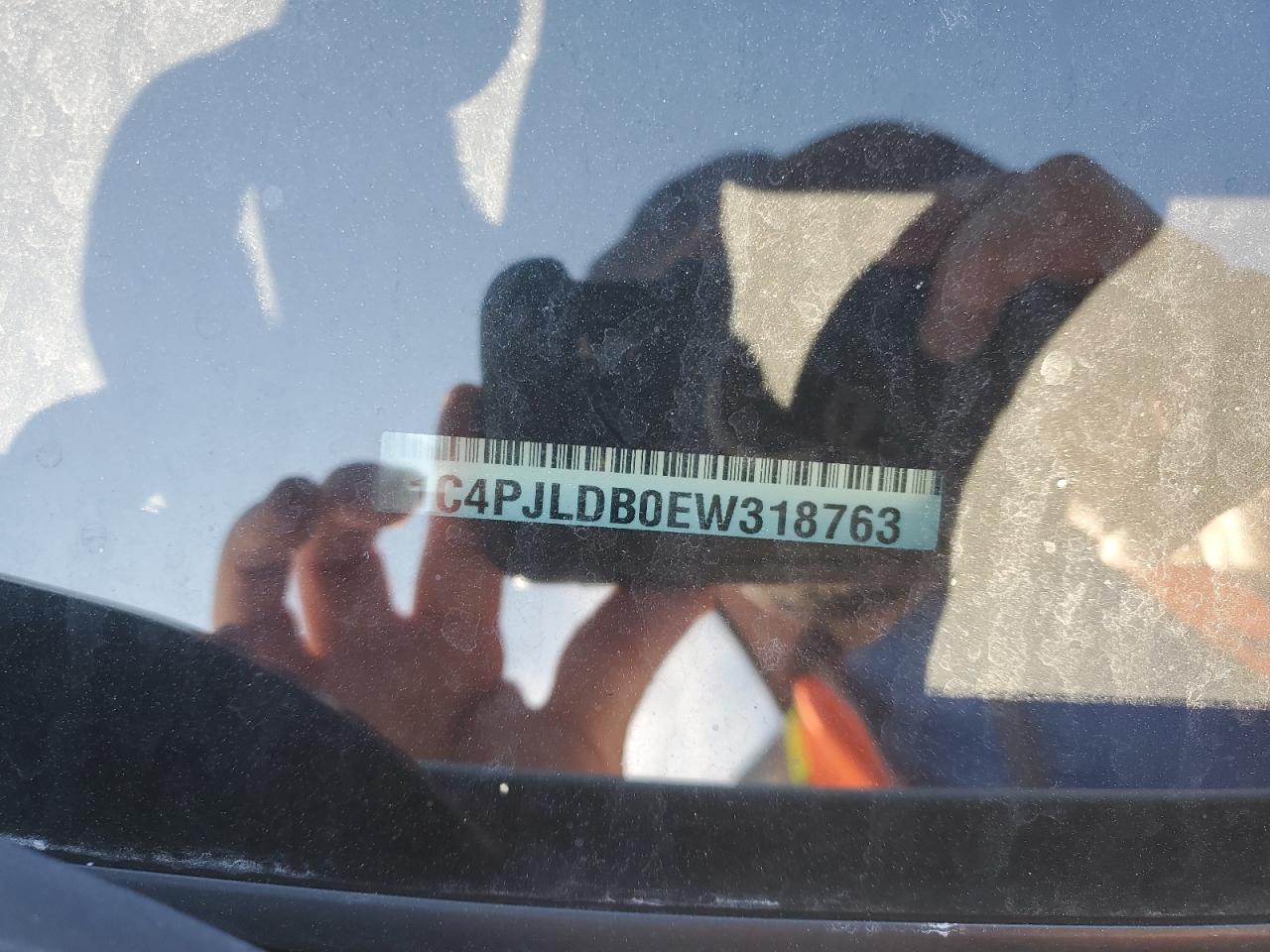 2014 Jeep Cherokee Limited VIN: 1C4PJLDB0EW318763 Lot: 69446935